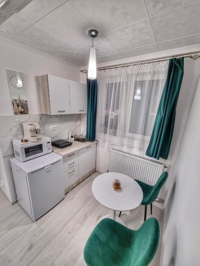 15. Little Studio Leilighet Bucureşti Eksteriør bilde
