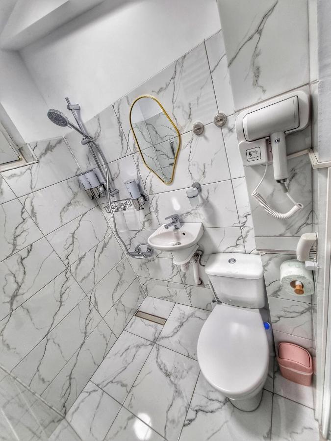 15. Little Studio Leilighet Bucureşti Eksteriør bilde